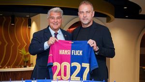Hansi Flick Perpanjang Masa Bakti di Barcelona