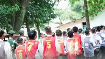 ならず者学生を軍兵に送るという考えの反対意見:あなたはどのように子供の性格を育むべきですか?
