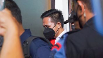 家长们今天下午会在文娱中心，松散的小姐？