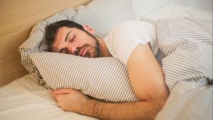Gulingで寝ることは快適だけでなく健康的でもあります、これが利点です