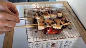 Cara Makan Yakitori, Tips Pemesanan hingga Tata Krama Umum di Jepang