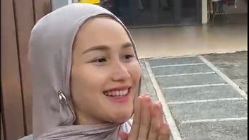 Parents Sick, Ayu Ting Ting Ogah Heboh Sambut Eid Al-Adha 2025