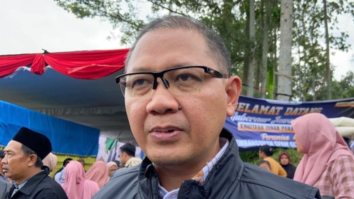 ar Jatim Larang High School / SMK Bachelière, le directeur peut être destitué s’il enfreint
