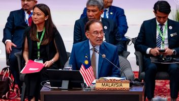 Trial Of Alleged Sexual Harassment Case Anwar Ibrahim Continues