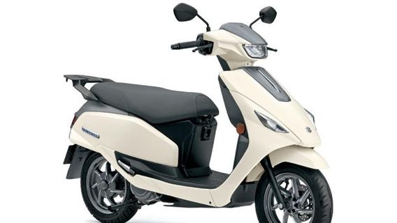 Suzuki commence la production de scooters électriques en Inde e-Access