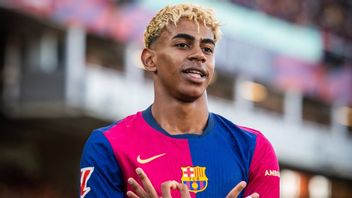 عقد لامين يامال في برشلونة يتلقى معاملة خاصة