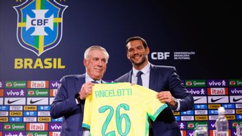 لذا فإن أول مدرب أجنبي في البرازيل ، أنشيلوتي كوريت نيمار ودعا أنطوني