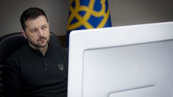 Trump Telepon Putin, Presiden Ukraina Ditemani Istri Kunjungi Finlandia